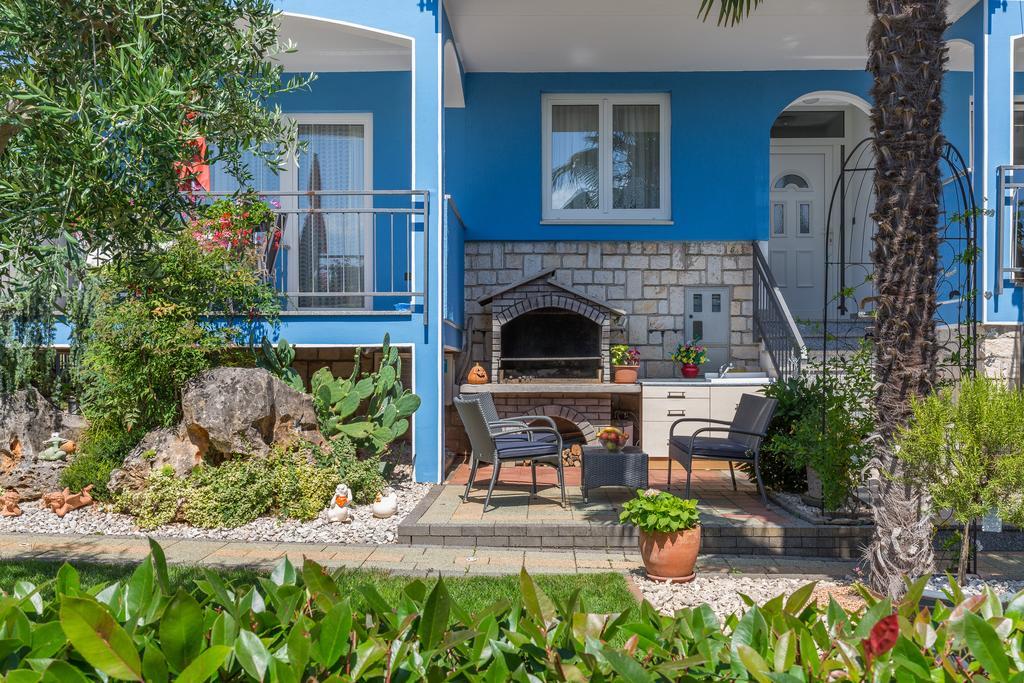 Villa Tina Porec Exterior photo